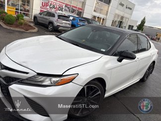 Used 2019 Toyota Camry XSE image 1