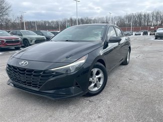 Used 2021 Hyundai Elantra SE image 1