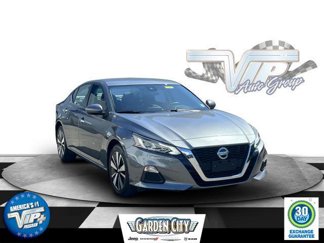 Used 2022 Nissan Altima 2.5 SV image 1