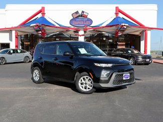 Used 2022 Kia Soul S image 1