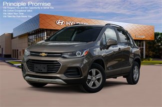 Used 2022 Chevrolet Trax LT w/ Driver Confidence Package image 1