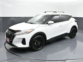 Used 2024 Nissan Kicks SV image 1