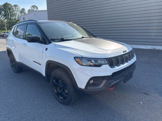 Used 2024 Jeep Compass Trailhawk image 1