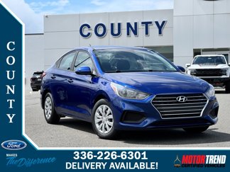 Used 2022 Hyundai Accent SE image 1