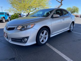 Used 2012 Toyota Camry SE image 1