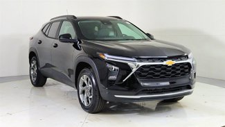 New 2025 Chevrolet Trax LT w/ LT Convenience Package image 1