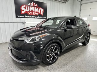 Used 2018 Toyota C-HR XLE image 1