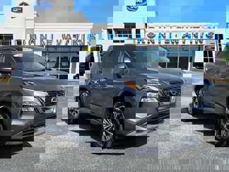 Used 2023 Nissan Rogue SV image 1