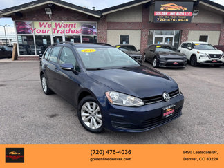 Used 2017 Volkswagen Golf S image 1