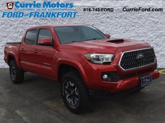 Used 2019 Toyota Tacoma TRD Sport image 1