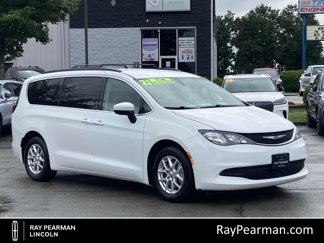 Used 2021 Chrysler Voyager Lxi image 1