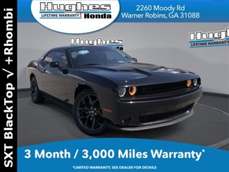 Used 2020 Dodge Challenger SXT w/ Blacktop Package image 1