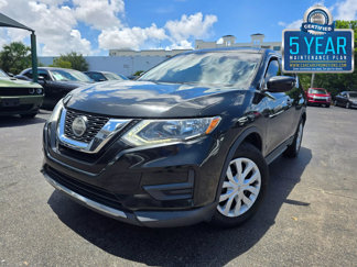 Used 2019 Nissan Rogue S image 1