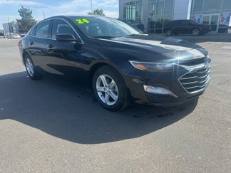 Used 2024 Chevrolet Malibu LT image 1