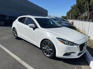Used 2018 MAZDA MAZDA3 Touring image 1