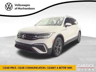 Used 2022 Volkswagen Tiguan SE w/ Panoramic Sunroof Package image 1