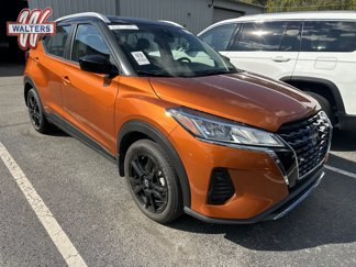 Used 2024 Nissan Kicks SV image 1