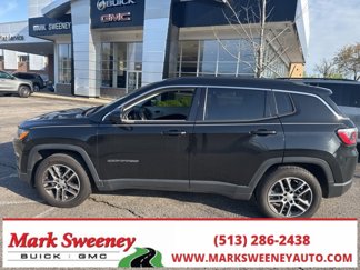 Used 2017 Jeep Compass Latitude w/ Popular Equipment Group image 1