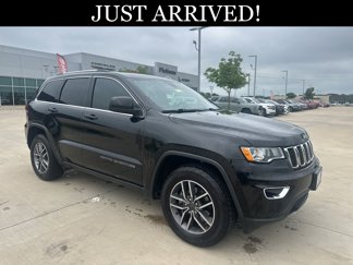 Used 2020 Jeep Grand Cherokee Laredo w/ Laredo X Package image 1