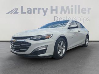Used 2024 Chevrolet Malibu LS image 1
