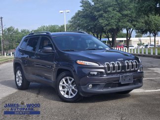 Used 2016 Jeep Cherokee Latitude image 1