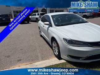 Used 2016 Chrysler 200 Limited image 1