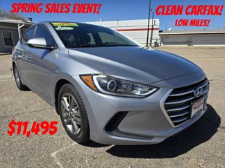 Used 2017 Hyundai Elantra SE image 1