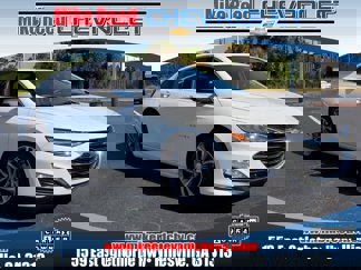 Used 2019 Chevrolet Malibu Premier w/ Sun and Wheel Package image 1
