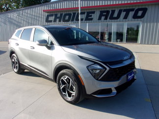 Used 2023 Kia Sportage LX image 1