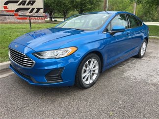 Used 2020 Ford Fusion SE image 1