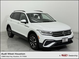 Used 2024 Volkswagen Tiguan S image 1