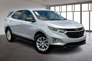 Used 2021 Chevrolet Equinox LS w/ LS Convenience Package image 1