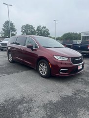 Certified 2023 Chrysler Pacifica Touring-L image 1