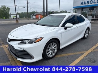 Used 2021 Toyota Camry LE w/ Convenience Package image 1