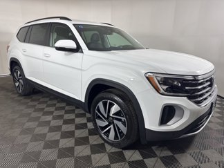 New 2025 Volkswagen Atlas SE image 1