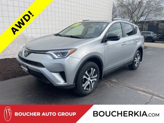 Used 2018 Toyota RAV4 LE image 1