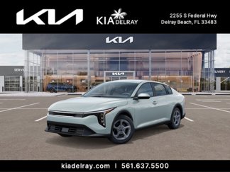 New 2025 Kia K4 LXS image 1