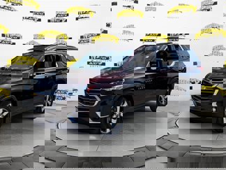Used 2021 Chevrolet Traverse LT w/ LT Premium Package image 1