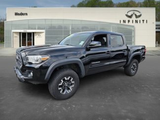 Used 2019 Toyota Tacoma TRD Off-Road image 1