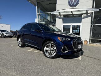 Used 2022 Audi Q3 2.0T Premium w/ Convenience Package image 1