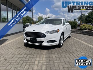 Used 2015 Ford Fusion SE image 1
