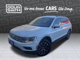 Used 2021 Volkswagen Tiguan SE image 1
