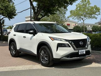 Used 2022 Nissan Rogue S image 1