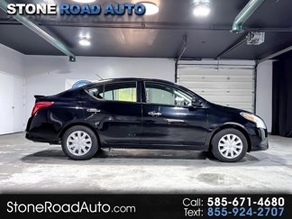 Used 2016 Nissan Versa SV image 1