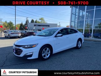 Used 2022 Chevrolet Malibu LT image 1