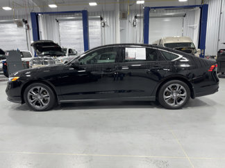 Used 2023 Honda Accord EX video 2