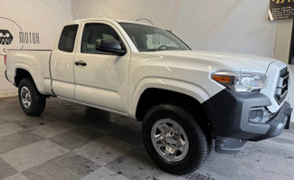 Used 2021 Toyota Tacoma SR image 1