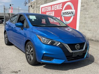 Used 2022 Nissan Versa SV image 1