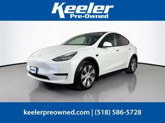 Used 2020 Tesla Model Y Long Range image 1