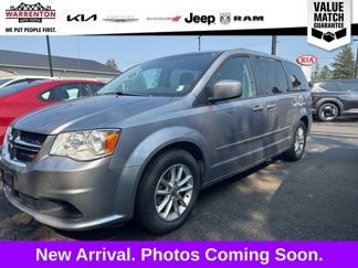 Used 2016 Dodge Grand Caravan SXT image 1